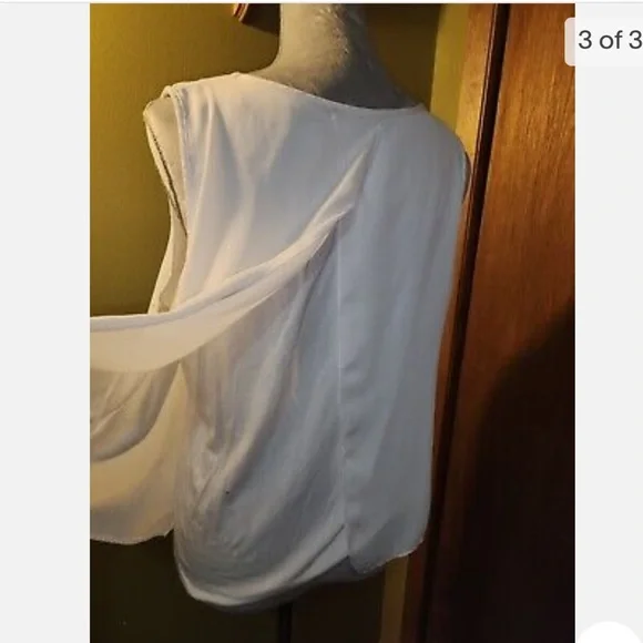 Green Envelope White/Cream Tank Top Large - Picture 9 of 11